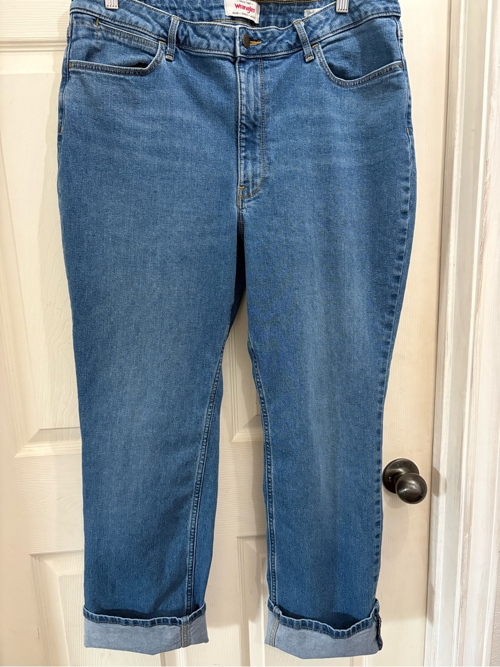 Wrangler Women's Straight-Leg Jeans